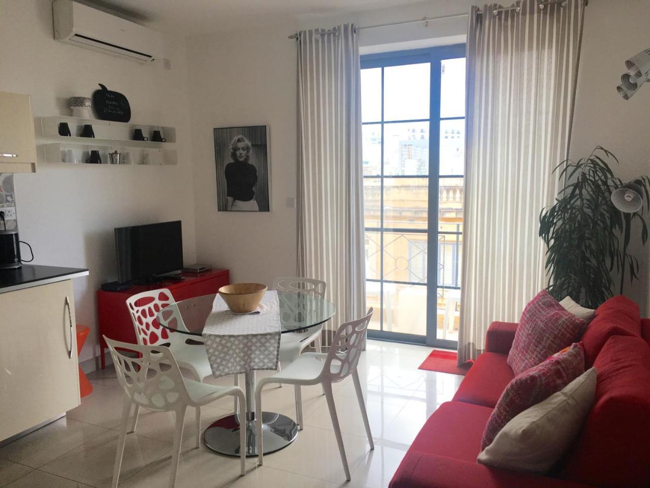 Simons Apartments Minutes Away From Balluta Bay And St Julians สลีมา ภายนอก รูปภาพ